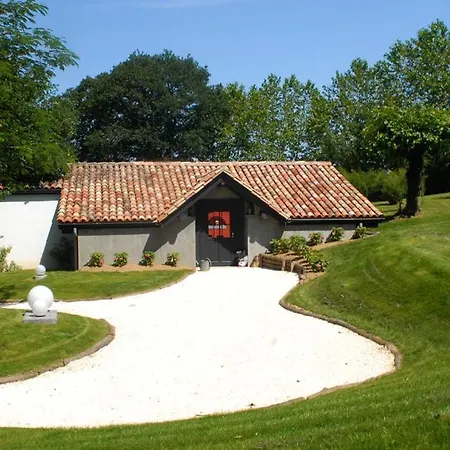 Chambres D'hotes Antzika B&B 아르본느